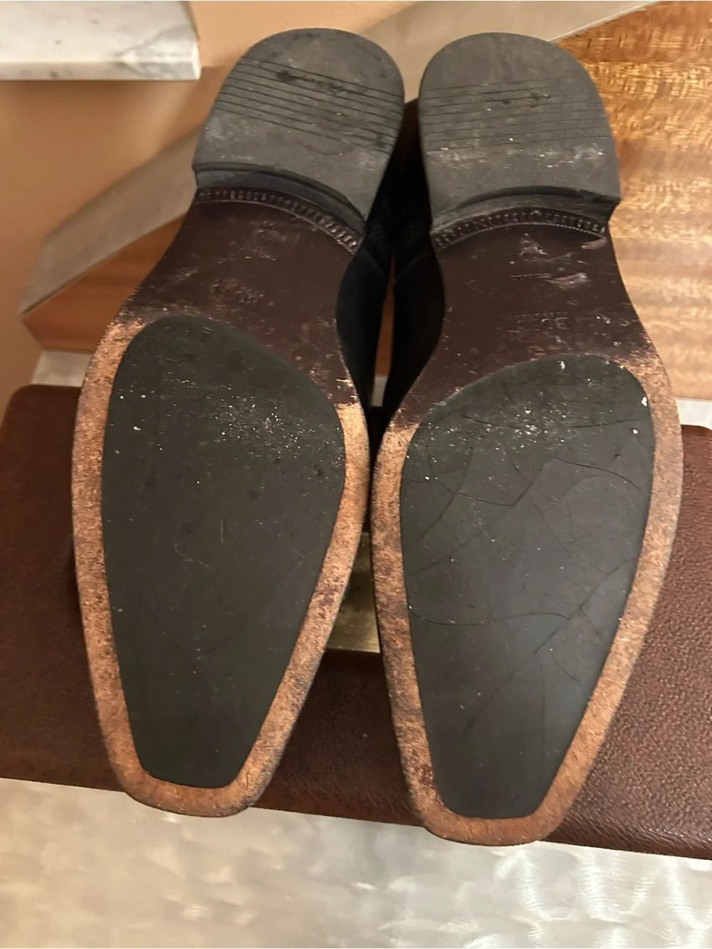 Hugo Boss Black Chelsea Boots for Men - Classic Slip-On Ankle Boots